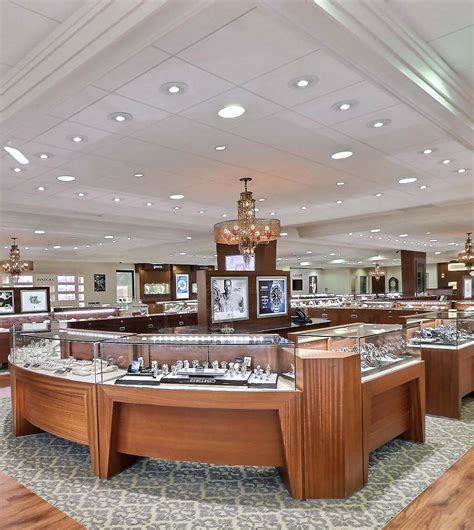 MARTIN BINDER JEWELER .